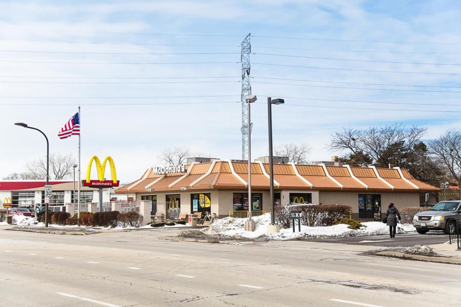 McDonald’s, pictured here at 1919 Dempster St., employs people at the minimum wage. Recent efforts on a statewide and Chicago level to raise the minimum wage have raised questions of a possible wage hike among some Evanston residents.